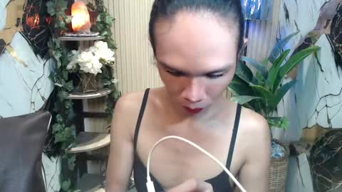 Your Princess Yums online show from December 2025 04:50:01 AM