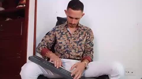 Kev online show from November 2025 07:47:02 PM