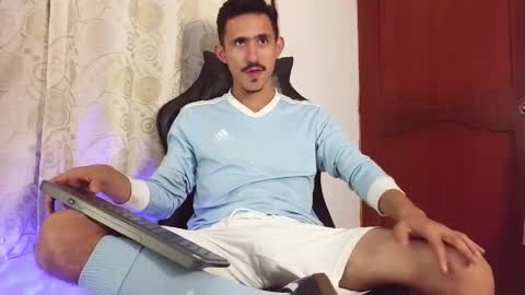 Kev online show from April 2026 07:41:01 PM