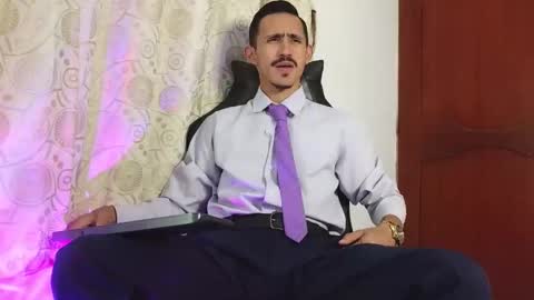 Kev online show from April 2026 07:53:01 PM