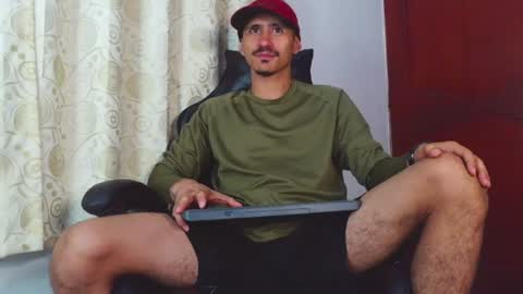 Snapshot of xxxhome_alonexxx chatting on July 2026 07:29:02 PM Kev online show from July 2026 07:29:02 PM
