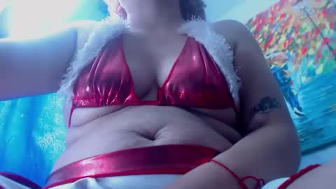 Snapshot of xxxmiasexyyhotttxxx chatting on January 2025 06:02:01 PM MIA HOT online show from January 2025 06:02:01 PM