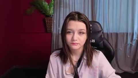 foxy online show from February 2026 10:03:02 AM