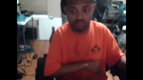 xxxonwheelz online show from October 2025 11:02:02 PM