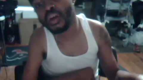 xxxonwheelz online show from June 2026 11:32:01 PM