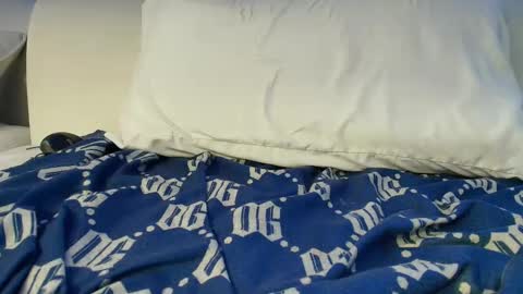 Snapshot of xxxvibesxo chatting on February 2025 06:59:02 PM Lil Luna online show from February 2025 06:59:02 PM