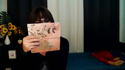 Snapshot of xyournightmarequeenx chatting on March 2025 03:22:01 AM QueenMarina online show from March 2025 03:22:01 AM