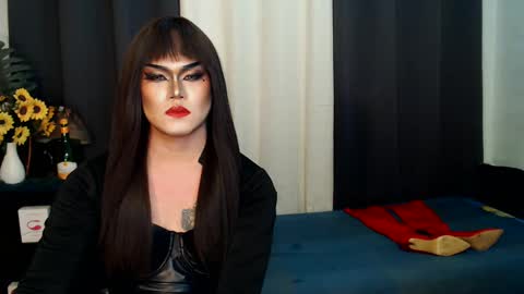 Snapshot of xyournightmarequeenx chatting on March 2025 05:29:02 AM QueenMarina online show from March 2025 05:29:02 AM
