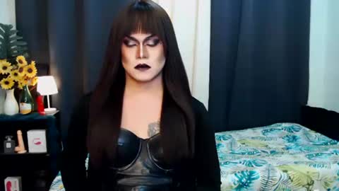 Snapshot of xyournightmarequeenx chatting on September 2025 03:13:02 PM QueenMarina online show from September 2025 03:13:02 PM