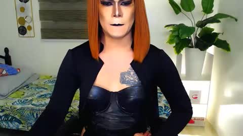 Snapshot of xyournightmarequeenx chatting on May 2026 06:35:02 PM QueenMarina online show from May 2026 06:35:02 PM