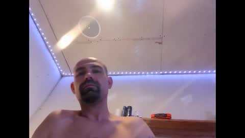 Xzbib online show from December 2024 11:43:02 AM