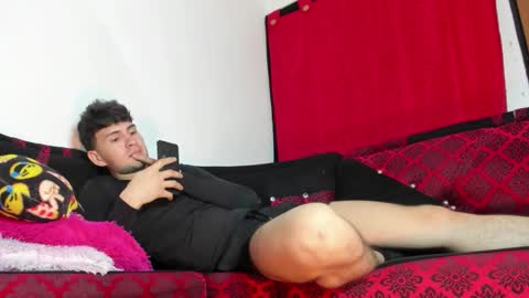 yair independent model online show from January 2026 10:02:02 PM