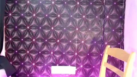 Snapshot of yami_sukehiroxxx chatting on October 2025 01:33:02 PM yami_sukehiroxxx online show from October 2025 01:33:02 PM