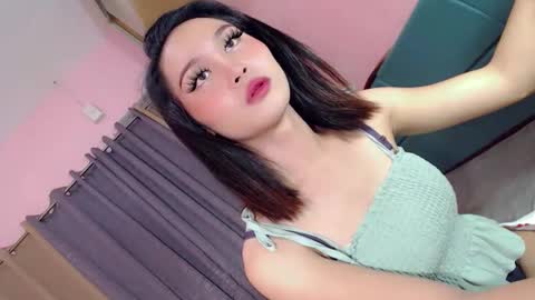 Snapshot of yana_lux90 chatting on September 2025 10:17:01 AM yana_lux90 online show from September 2025 10:17:01 AM
