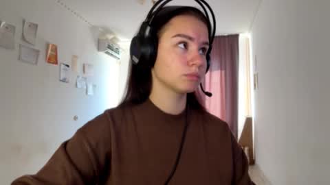 Kate online show from September 2025 06:04:02 AM
