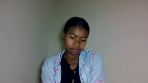 yannick_01 online show from July 2026 06:21:02 PM
