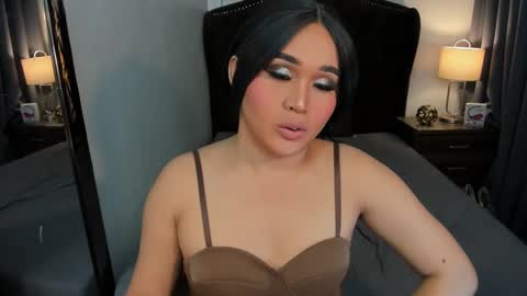 Allisonn online show from January 2025 06:12:02 PM