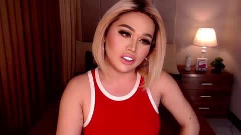 Allisonn online show from March 2025 02:38:02 AM