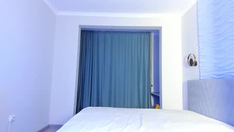 Yana online show from January 2026 10:04:01 PM