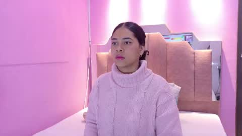 yara10_ online show from April 2026 11:46:02 AM