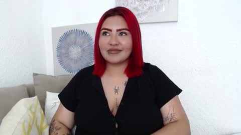 Snapshot of yara_flame chatting on October 2025 08:31:01 PM YARA online show from October 2025 08:31:01 PM