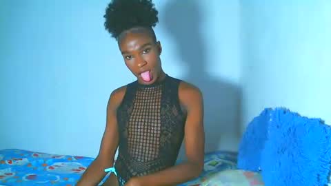Snapshot of yarithza_ts2003 chatting on January 2025 06:54:02 PM YARITHZA online show from January 2025 06:54:02 PM