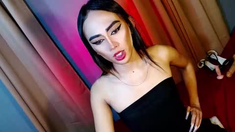 miss yasii online show from January 2025 05:59:01 PM