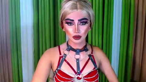 miss yasii online show from September 2025 03:44:02 PM