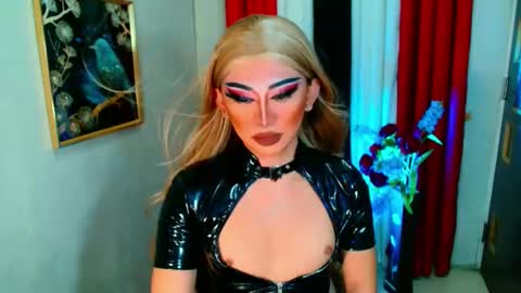 miss yasii online show from October 2025 04:40:02 PM