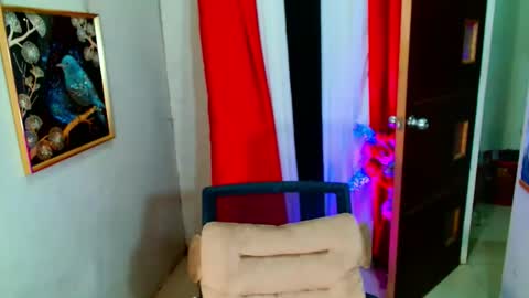 miss yasii online show from October 2025 04:52:01 PM