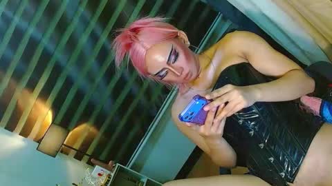 miss yasii online show from June 2026 03:51:02 PM