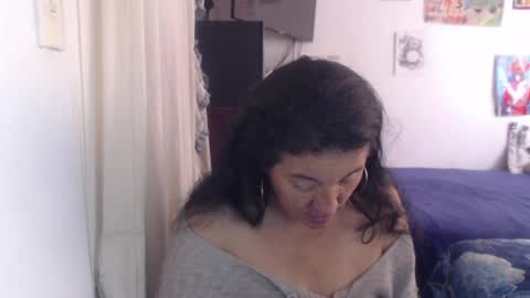 Snapshot of yasmin_love85 chatting on June 2026 02:26:01 PM yasmin_love85 online show from June 2026 02:26:01 PM