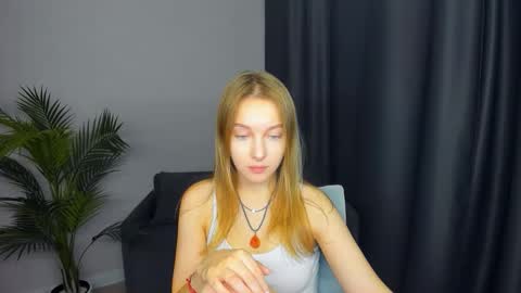 Snapshot of yasminasage chatting on November 2025 02:50:02 PM Yasmina online show from November 2025 02:50:02 PM