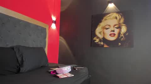 YAYA online show from September 2025 04:56:01 AM