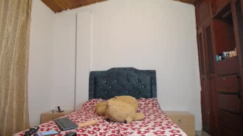 Snapshot of yazmin_mature chatting on October 2025 04:11:01 AM Jasmin online show from October 2025 04:11:01 AM