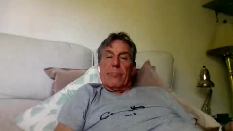 yeah_baby6988 online show from April 2026 11:38:02 PM