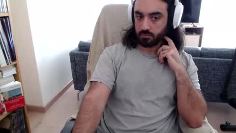 yeeaahoo online show from November 2025 11:46:02 AM