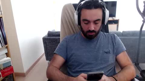 yeeaahoo online show from December 2025 09:18:02 AM