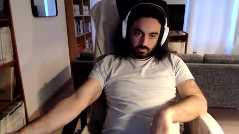 yeeaahoo online show from February 2026 05:22:02 PM