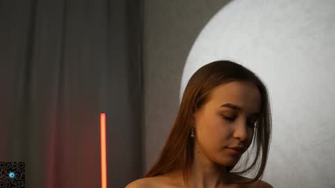 Kate online show from January 2025 10:13:02 PM