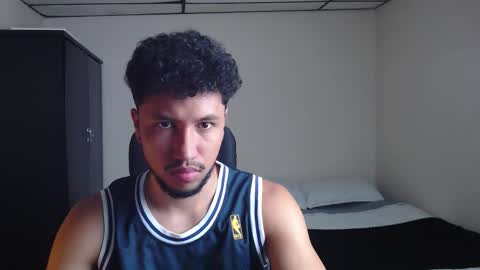 yeff online show from November 2025 01:40:01 AM