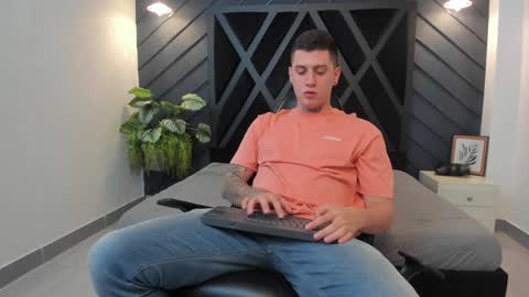 YEIKO ROMERO online show from December 2024 11:25:01 PM