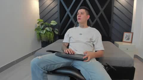 YEIKO ROMERO online show from December 2024 11:26:02 PM