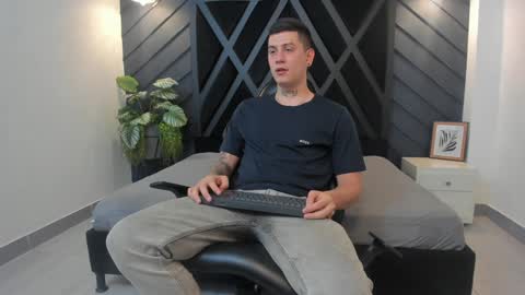 YEIKO ROMERO online show from January 2025 11:14:01 PM