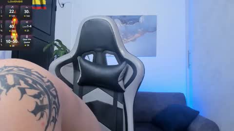 YEIKO ROMERO online show from November 2025 05:34:02 PM