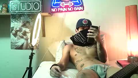 yeisoncastellanos1999 online show from February 2026 08:46:02 PM