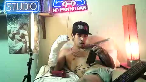 yeisoncastellanos1999 online show from February 2026 07:56:01 PM