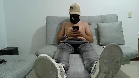 Snapshot of yeisongomezz chatting on July 2026 12:06:02 AM yeisongomezz online show from July 2026 12:06:02 AM
