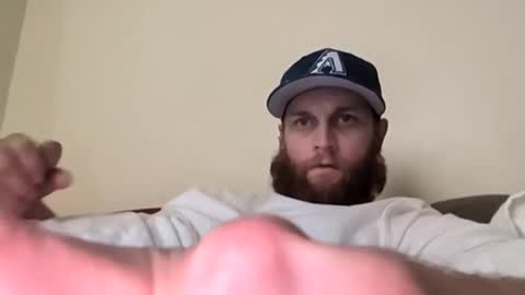 Jennmike online show from November 2025 10:20:02 PM