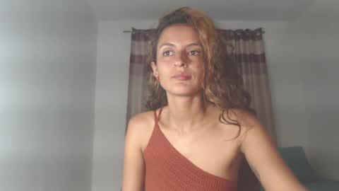 Snapshot of yemaya_28 chatting on April 2026 04:32:01 AM Yemaya 28 online show from April 2026 04:32:01 AM